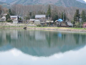 塩野池と近隣集落